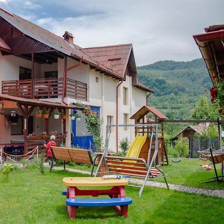 Pensiunea Casa Elena Corbeni Buitenkant foto